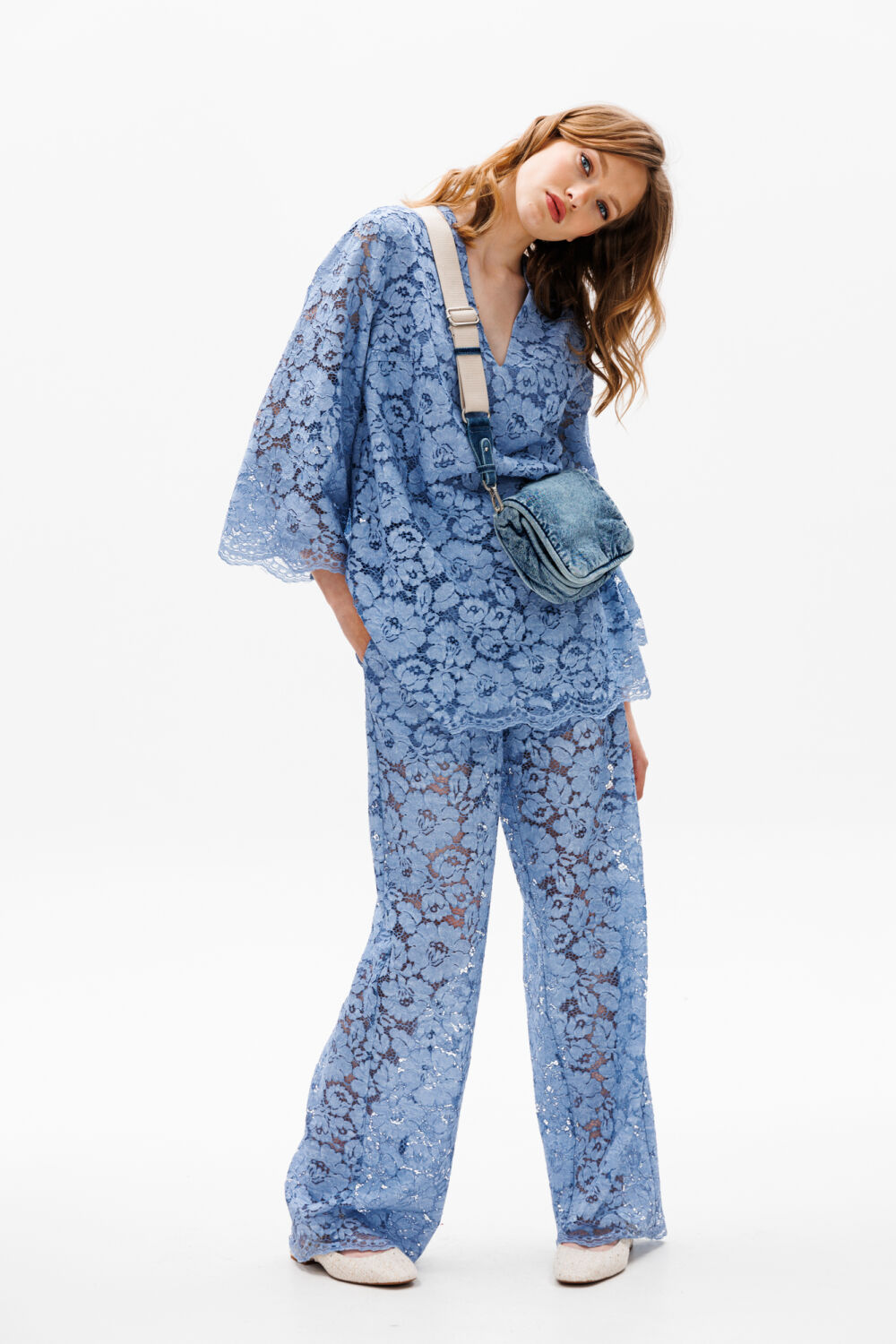 EOLA - ВОПЛОЩАЕТ МЕЧТУ В РЕАЛЬНОСТЬ!!! ЭКСКЛЮЗИВНАЯ ДИЗАЙНЕРСКАЯ ОДЕЖДА ИЗ БЕЛОРУССИИ!!! ПРЕМИАЛЬНОЕ КАЧЕСТВО!!! Комплект из гипюра - просто БОМБА!!! В него невозможно не влюбиться. ОН ПРИТЯГИВАЕТ ВЗГЛЯДЫ!! СЕЙЧАС ПО РАСПРОДАЖЕ!! EOLA - ВОПЛОЩАЕТ МЕЧТУ В РЕАЛЬНОСТЬ!!! ЭКСКЛЮЗИВНАЯ ДИЗАЙНЕРСКАЯ ОДЕЖДА ИЗ БЕЛОРУССИИ!!! ПРЕМИАЛЬНОЕ КАЧЕСТВО!!! Комплект из гипюра - просто БОМБА!!! В него невозможно не влюбиться. ОН ПРИТЯГИВАЕТ ВЗГЛЯДЫ!! СЕЙЧАС ПО РАСПРОДАЖЕ!!