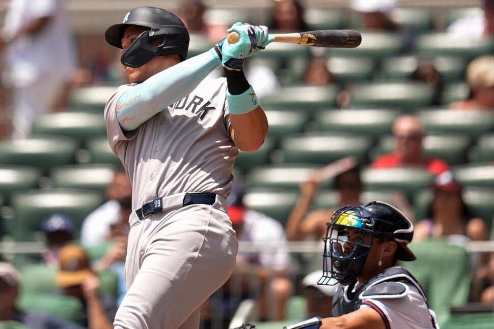 Aaron Judge Ties A-Rod With 351st Homer for Yankees Aaron Judge Ties A-Rod With 351st Homer for Yankees