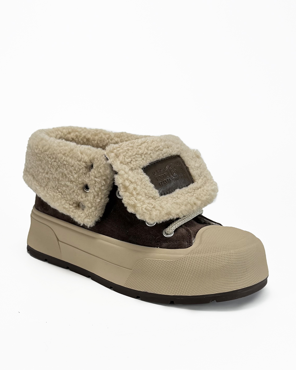 Добавила новинки в сбор обуви! До минималки осталось совсем чуть-чуть. Добавила новинки в сбор обуви! До минималки осталось совсем чуть-чуть.