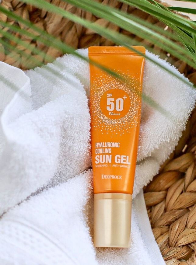 Солнцезащитный гель-крем HYALURONIC COOLING SUN GEL SPF50+/PA+++ КОРЕЯ! Быстро впитывается, не ощущается на коже!!! Надежно защищает кожу от ультрафиолета, глубоко увлажняет! 411Р!!! 100% ОРИНИНАЛ! Солнцезащитный гель-крем HYALURONIC COOLING SUN GEL SPF50+/PA+++ КОРЕЯ! Быстро впитывается, не ощущается на коже!!! Надежно защищает кожу от ультрафиолета, глубоко увлажняет! 411Р!!! 100% ОРИНИНАЛ!