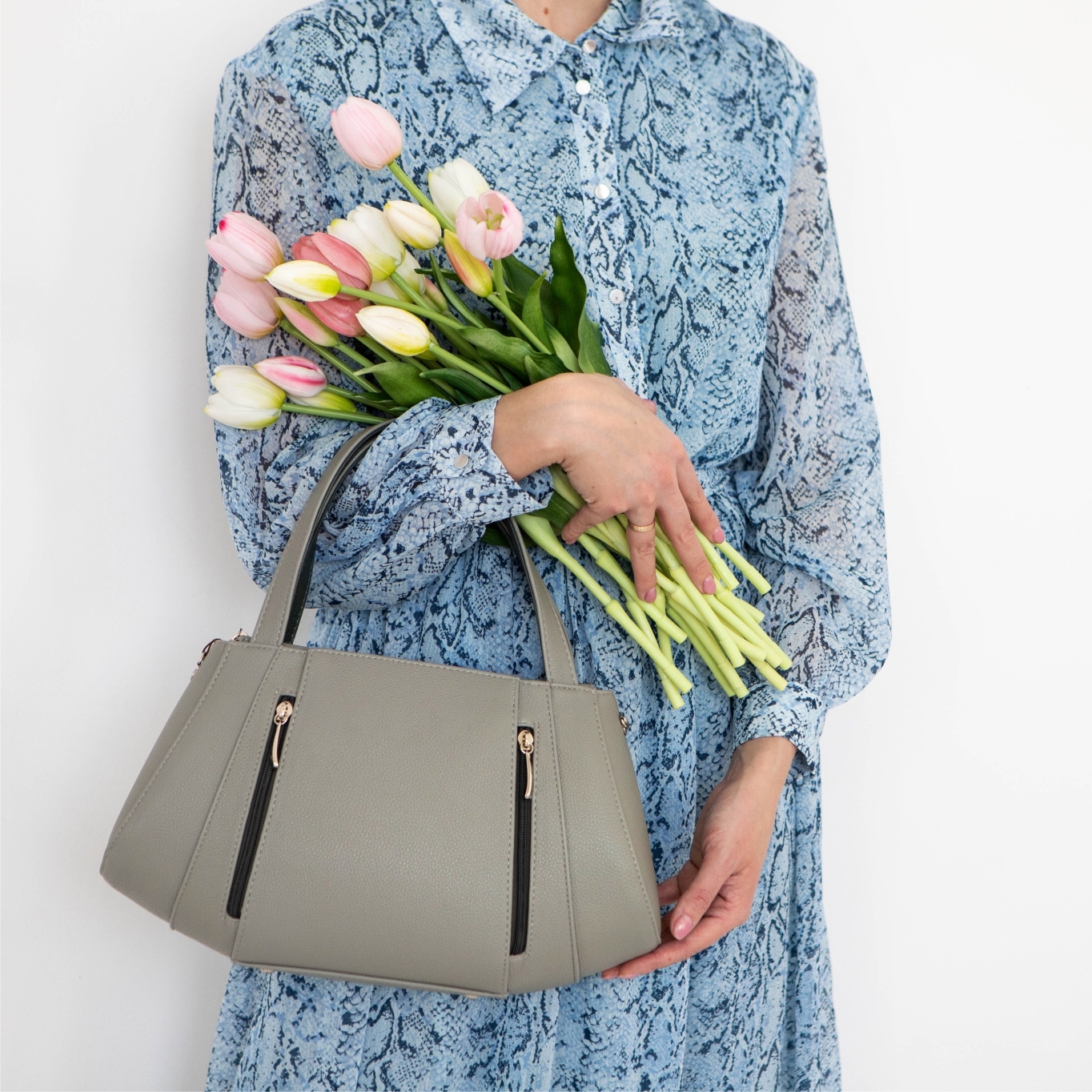 ГОТОВИМСЯ К СТОПУ! Женские сумочки-от классики до авангарда-156! Галерея с распродажей до-30%! Лови момент! Новые ультрамодные модели и расцветки сезона зима-26! Тренд сезона - сумочки из меха! Мужская и дорожные коллекции! Косметички, ключницы! ГОТОВИМСЯ К СТОПУ! Женские сумочки-от классики до авангарда-156! Галерея с распродажей до-30%! Лови момент! Новые ультрамодные модели и расцветки сезона зима-26! Тренд сезона - сумочки из меха! Мужская и дорожные коллекции! Косметички, ключницы!