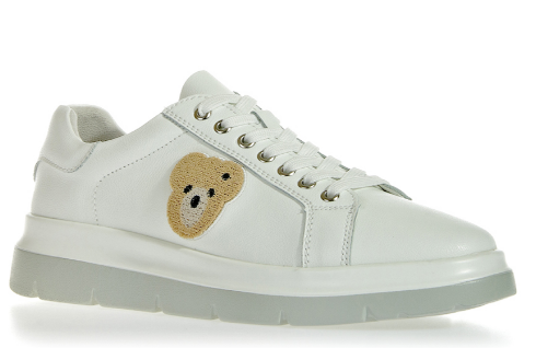 Кожаные кеды с мишкой от EVITA - любовь с первого взгляда! Эти кеды созданы, чтобы покорять сердечки!) Натуральная кожа, идеальная посадка и тот самый очаровательный мишка, который превращает базовую обувь в главный акцент образа. Стильно, мило и удобно Кожаные кеды с мишкой от EVITA - любовь с первого взгляда! Эти кеды созданы, чтобы покорять сердечки!) Натуральная кожа, идеальная посадка и тот самый очаровательный мишка, который превращает базовую обувь в главный акцент образа. Стильно, мило и удобно