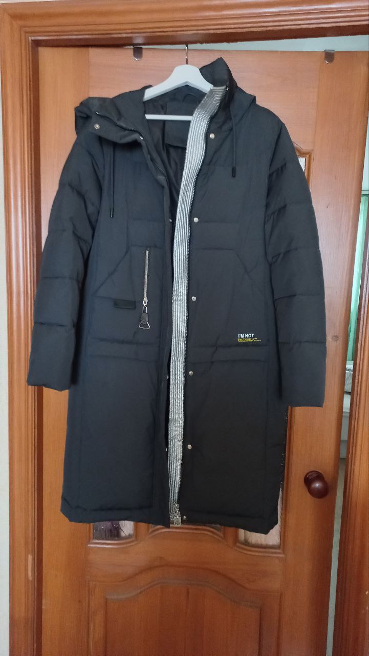 Пуховик черный размер 42-44 1500 р Пуховик черный размер 42-44 1500 р