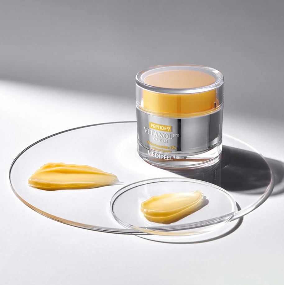 Medi-Peel Peptide 9 Vitanol PRO Cream - АНТИВОЗРАСТНОЙ УДАР!!! Разглаживает морщины, осветляет пигмент, борется с мелазмой и постакне! Суперсила 12% ниациамида + 9 пептидов (включая аргирелин!) + витамины A, C, E + коллаген и антиоксиданты! Medi-Peel Peptide 9 Vitanol PRO Cream - АНТИВОЗРАСТНОЙ УДАР!!! Разглаживает морщины, осветляет пигмент, борется с мелазмой и постакне! Суперсила 12% ниациамида + 9 пептидов (включая аргирелин!) + витамины A, C, E + коллаген и антиоксиданты!