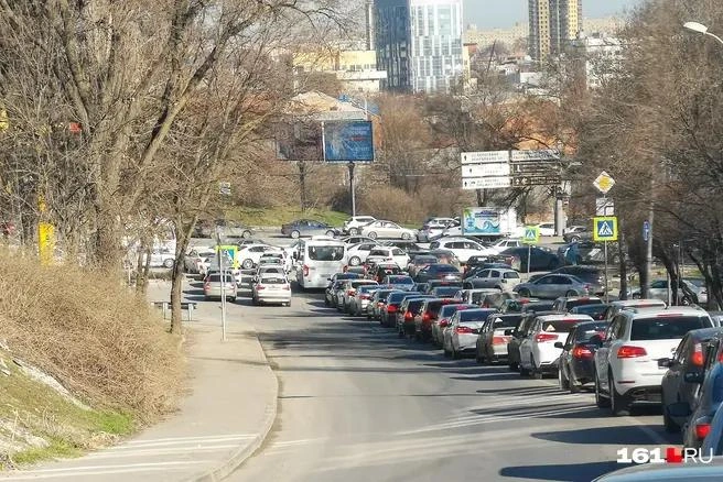 Строительство дороги Орбитальная-2, должна соединить микрорайоны Платовский и Суворовский | Источник: Евгений Вдовин / 161.RU