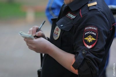 Череповчанин украл телевизор у друга и помогал его искать
