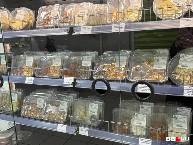 Богатый ассортимент готовой еды | Источник: Анастасия Сидорова / 86.RU