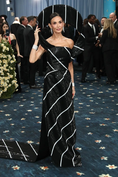 На Met Gala 2025 в платье Thom Browne