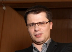 Гарик Харламов прокомментировал слухи об измене Кристины Асмус