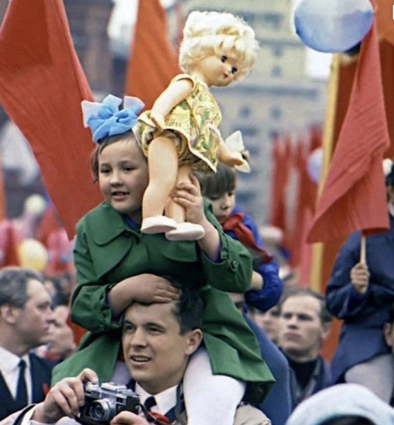 Гамаши и шапка-петушок: как одевали детей в СССР — 25 ностальгических фото