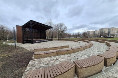 Поляна у физфака ЮФУ: что сделано за 70 миллионов?