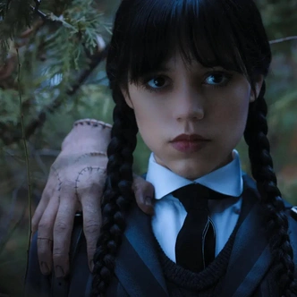 Кадр из сериала «Уэнздей»