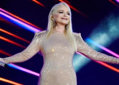 Лариса Долина дает первый комментарий в эфире «Пусть говорят»: трансляция