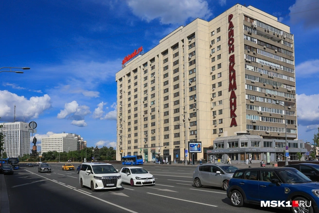 Несколько участков МКАД и Ленинского проспекта перекрыли — где еще сейчас не проехать | Источник: Артём Устюжанин / MSK1.RU