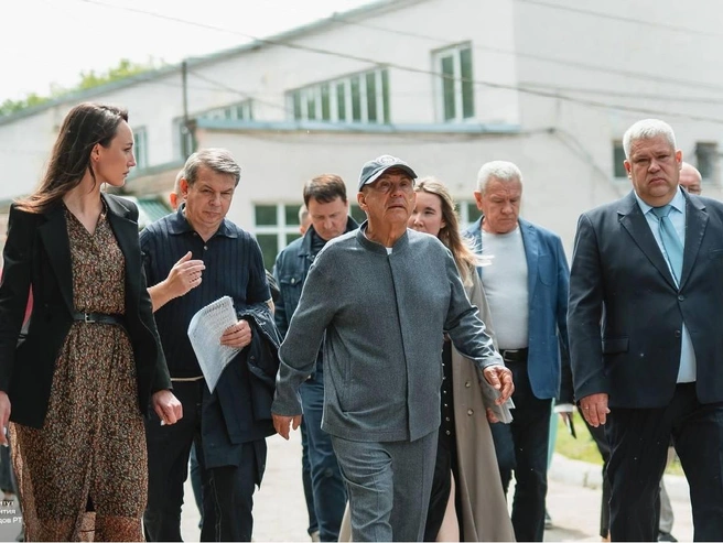 Рустам Минниханов осмотрел казанский зооботсад | Источник: Институт развития городов Татарстана / T.me