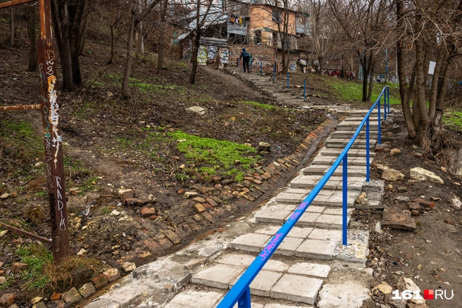 Лестница, построенная ростовчанином Николаем | Источник: Евгений Вдовин / 161.RU