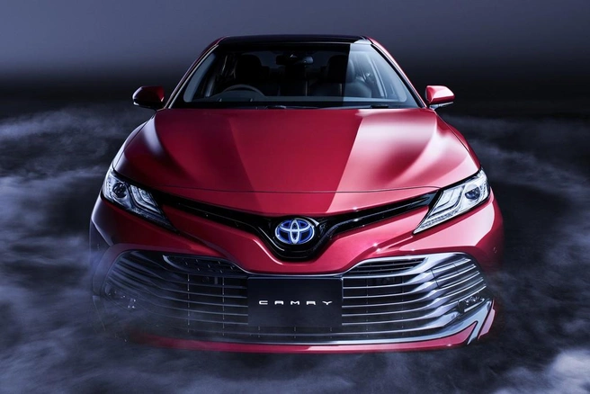 Новая Toyota Camry стоит от 1,399 млн рублей | Источник: Toyota