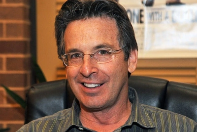 Роберт Кэррадайн, звезда «Лиззи Макгвайр», умер в 71 год