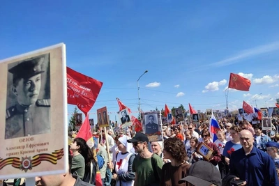 Десятки тысяч иркутян прошли в «Бессмертном полку»