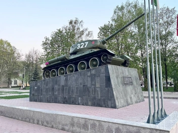 Памятник экипажу танка Т-34 в Могилёвском сквере | Источник: Александр Горбанев / 71.ru