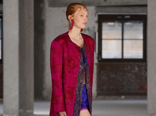 Новым креативным директором Dries Van Noten может стать неизвестный дизайнер