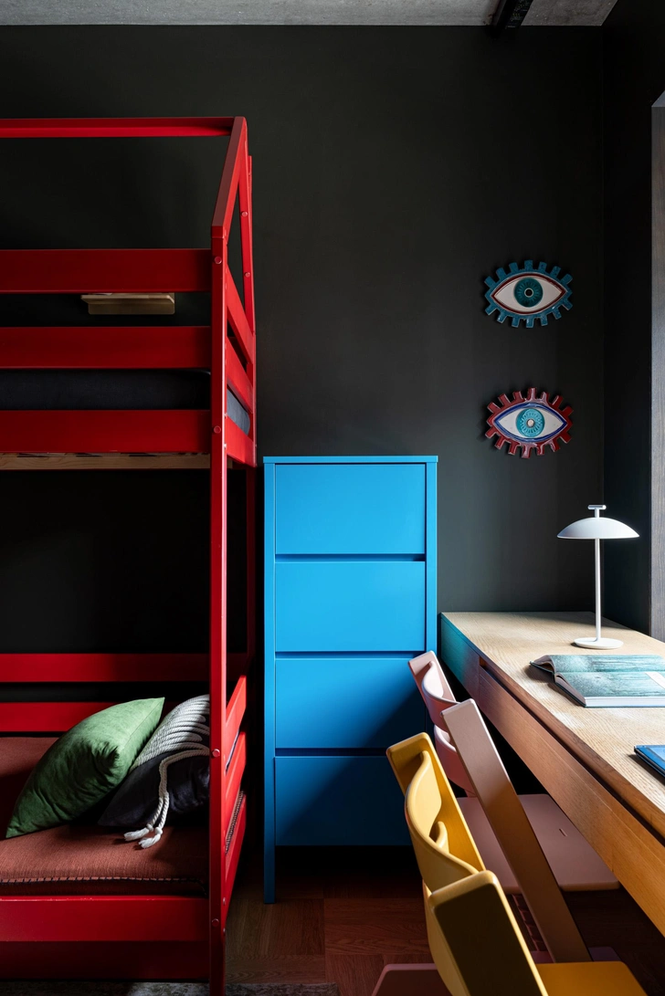 Источник: Александр Бурнатов. Стиль: Елена Куцаренко