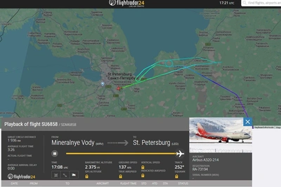 Самолет «России» подал сигнал бедствия под Петербургом