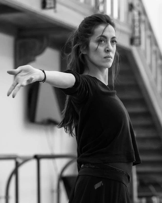 Анастасия Меськова во время репетиций балета «Дягилев»