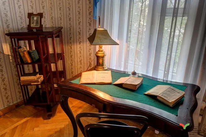 Рабочее место писателя Вересаева | Источник: Дом-музей В.&nbsp;В.&nbsp;Вересаева / museum-tula.ru