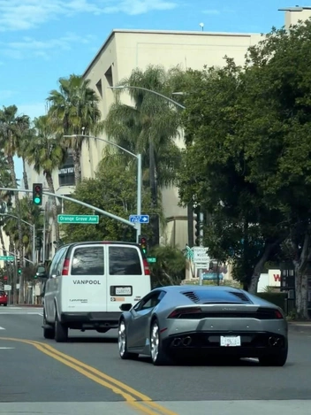 Денег не было, но всё равно решили переезжать. Семья из Ярославля выиграла грин-карту и теперь живет в США