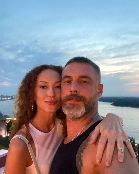 42-летний Антон Батырев женится в 4-й раз: что известно о его молодой избраннице