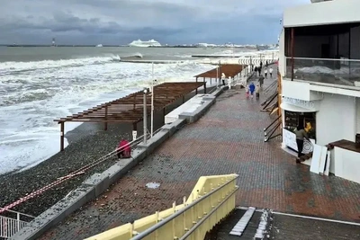 Мэрия опровергла разрушения набережных в Сочи и Кудепсте