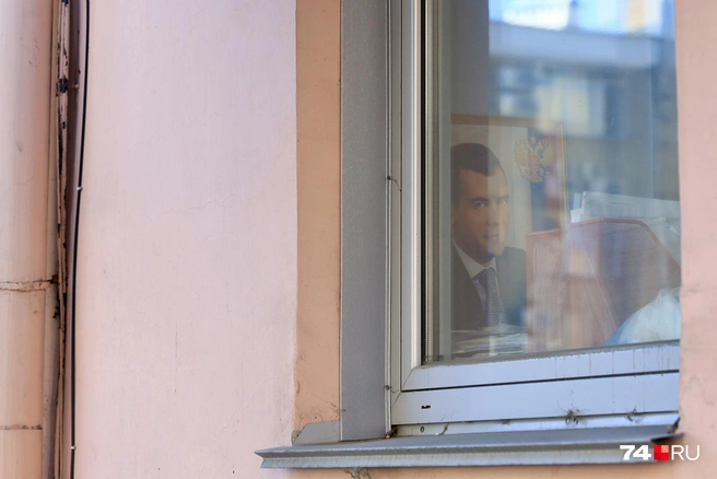 Время здесь словно замерло: в кабинете руководства гостиницы&nbsp;— неожиданный привет из прошлого | Источник: Михаил Шилкин