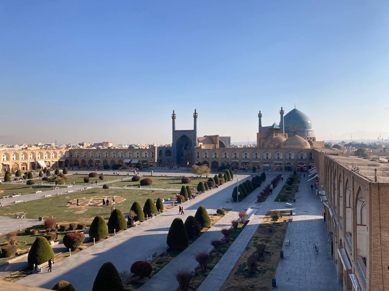 «Бензин дешевле, чем вода»: россиянка четыре месяца прожила в Иране и рассказала, что там происходит на самом деле