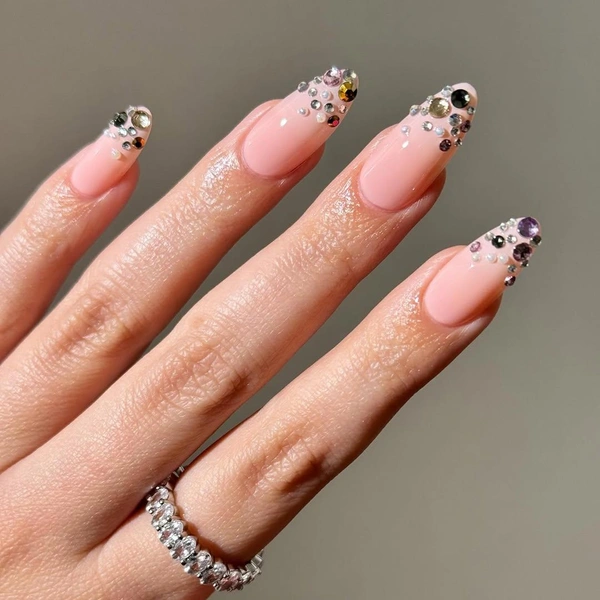 Источник: avrnailswatches