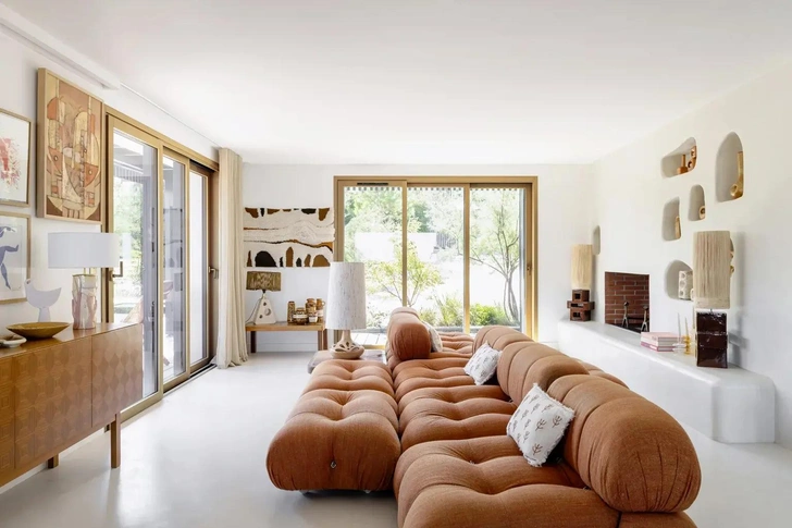 Диван, Марио Беллини для B&B Italia. Подушки Sierra, Madura. | Источник: Жюльен Фернандес