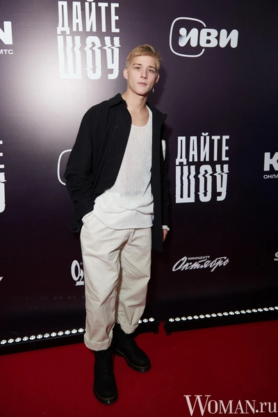 Олег Савостюк