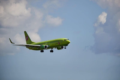 Рейс S7 перенаправили в Уфу из-за ограничений в Казани