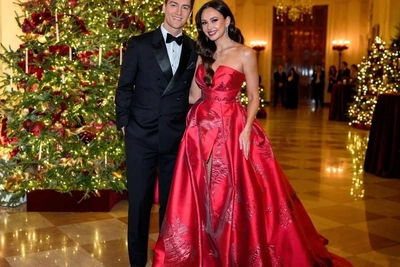 Aida Garifullina and Alexey Vorobyov share romantic New Year video
