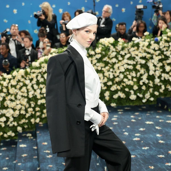 Хантер Шефер в Prada | Источник: Getty Images