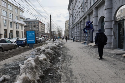 Зимние разрушения в центре Новосибирска: фото