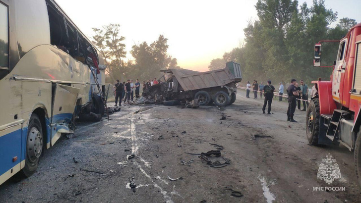 Девять человек погибли, 20 ранены: автобус с туристами из Москвы попал в аварию в Дагестане