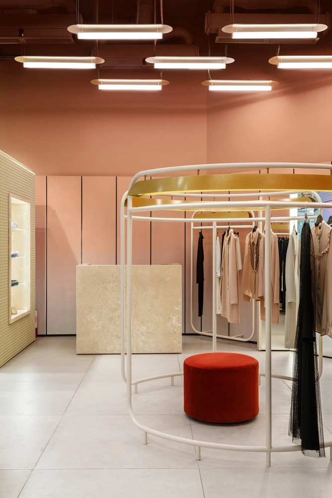 Бутик бренда Terekhov Girl в ТЦ «Метрополис« (фото 0) | Источник: Александр Володин