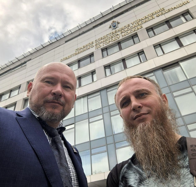 Иван Сухов вместе со своим адвокатом