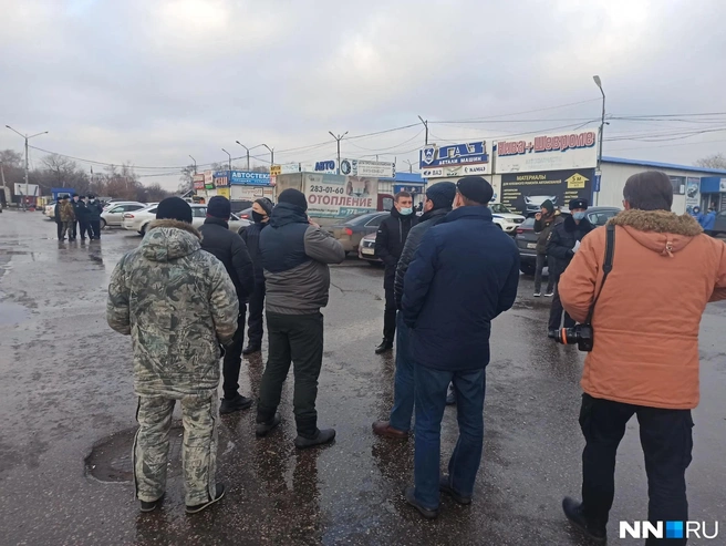 Арендаторы выступили против сноса рынка | Источник: Александр Токарев / NN.RU