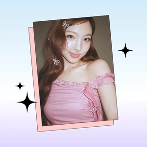 Нюд со стразами: идея стильного маникюра на зиму 2025/26 от Наён из TWICE