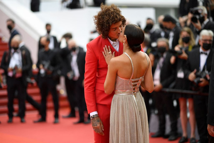 Очень жарко: 3 самых горячих поцелуя на красной дорожке Каннского кинофестиваля