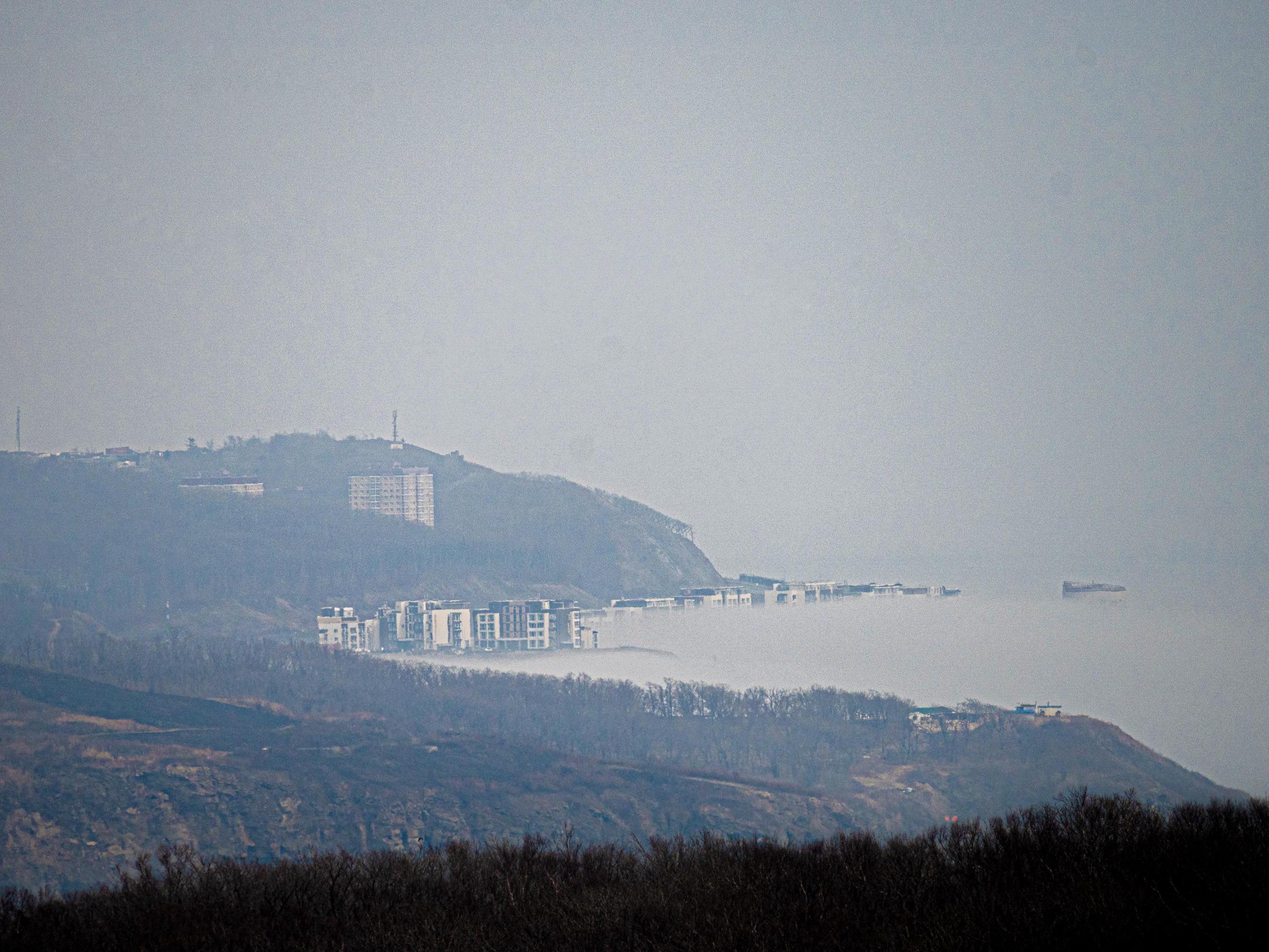 Новостройки и школы в бухте Новик, квартиры для педагогов