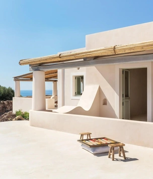 Три части рая: как дом на итальянском острове стал местом для медитации