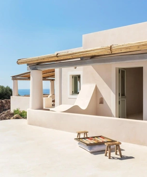 Три части рая: как дом на итальянском острове стал местом для медитации